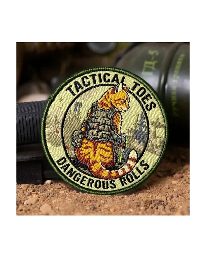 Custom woven patch sample 10